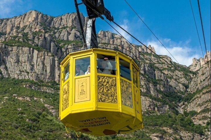 モンセラートのケーブルカーとトップ鉄道のプライベートツアー