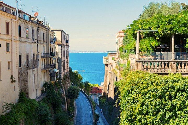 Day Trip from Rome: Explore Pompeii & Sorrento Amalfi Coast