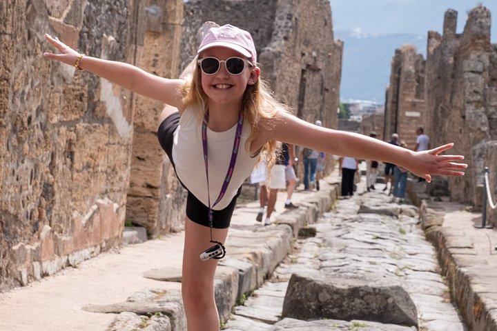 ローマからの日帰り旅行：ポンペイ＆ソレント・アマルフィ海岸を探索