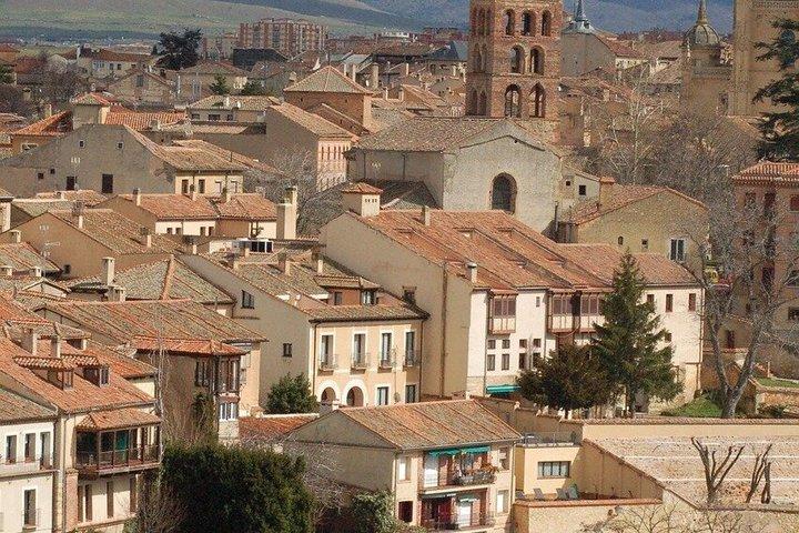 Excursion privée d'une journée à Ávila et Ségovie au départ de Madrid