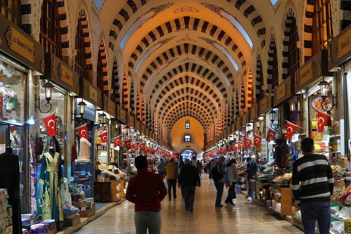 Private tours of Bazaars of Istanbul with an Expert