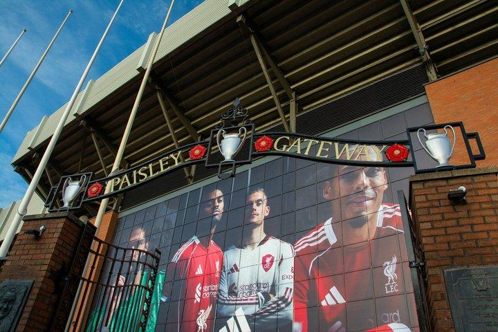 Liverpool FC Stadionführung und Museumserlebnis