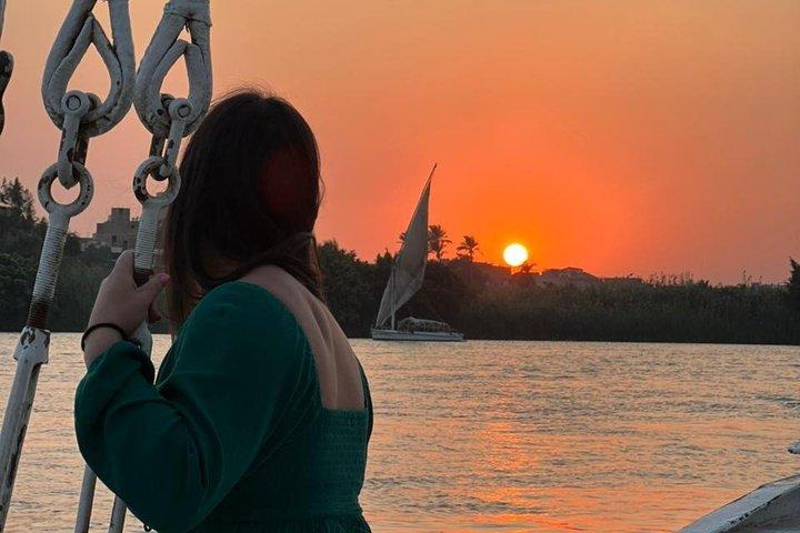 Privé Romantische Nijl Felucca Cairo dineren bij zonsondergang