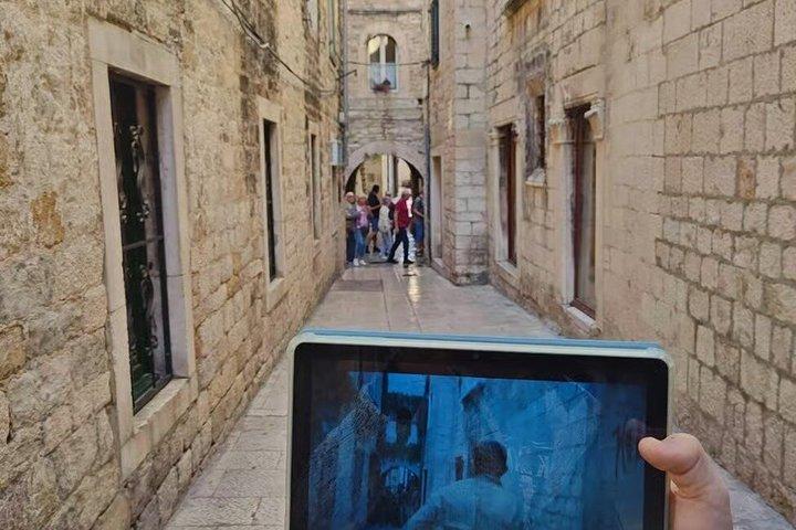 Visita guiada a pé pelo centro histórico de Split, em francês.