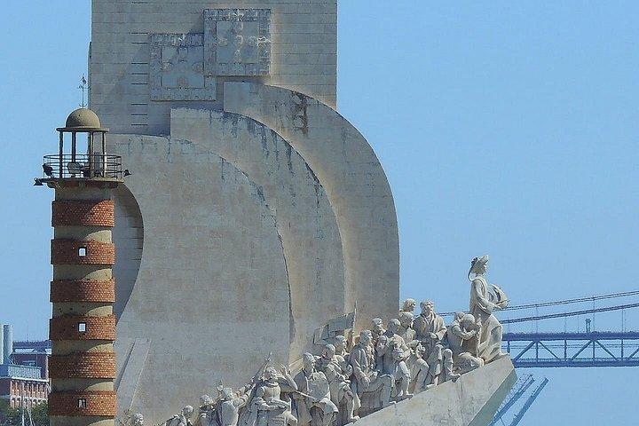 リスボンクルーズ港からミニツアー付き空港送迎
