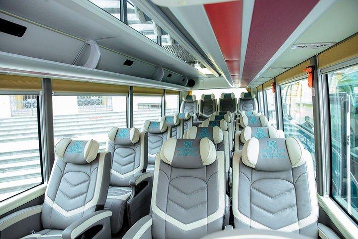 Heritage Ha Long lyxdagskryssning med buffé och limousine
