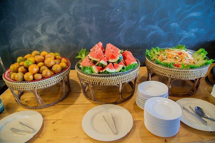 チェンマイ発ゴールデントライアングルクルーズ＆ロングネックカレンビレッジ