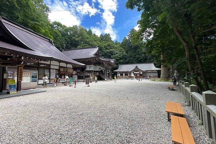 戸隠神社&スノーモンキー終日プライベートツアー