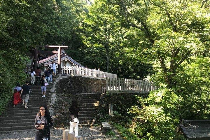 戸隠神社&スノーモンキー終日プライベートツアー