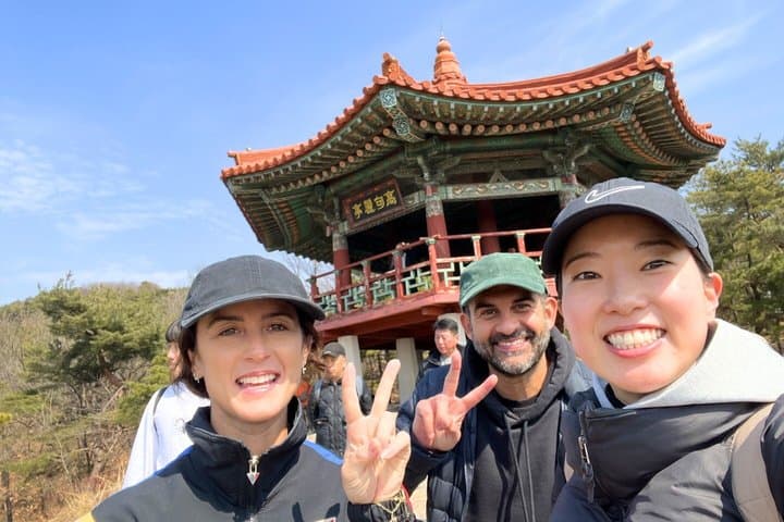 Seoul Hiking, Korean BBQ & Local Guide | Small Group Tour
