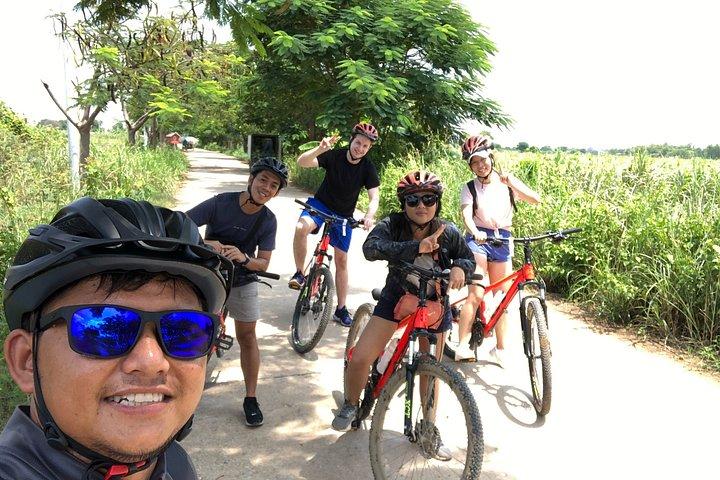 Phnom Penh Countryside Cycling Tour