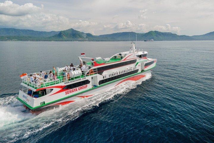 ギリ諸島ロンボク島とペニダ島へのファストボートチケット