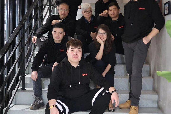 上海、1日で10個のアイコンが8時間アンロック