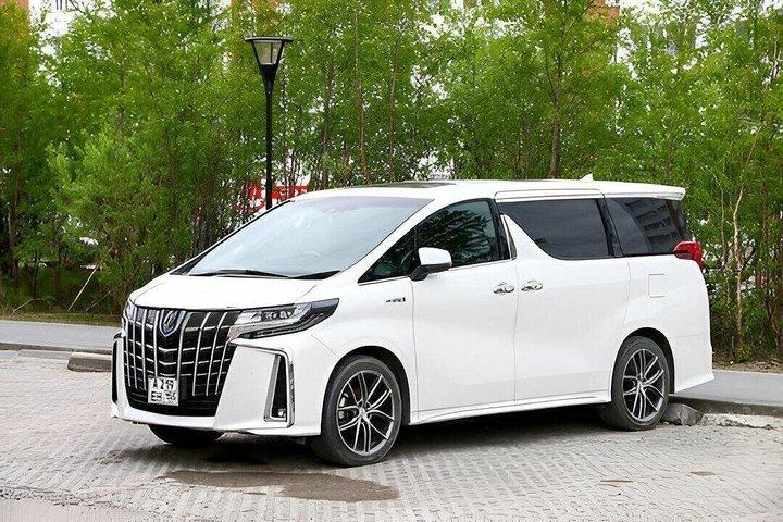Tokyo to Osaka or Kyoto Private Luxury Car Transfer