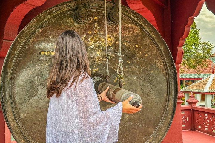 ハリプンチャイの古代都市トップ観光スポットと4ミニフードツアー