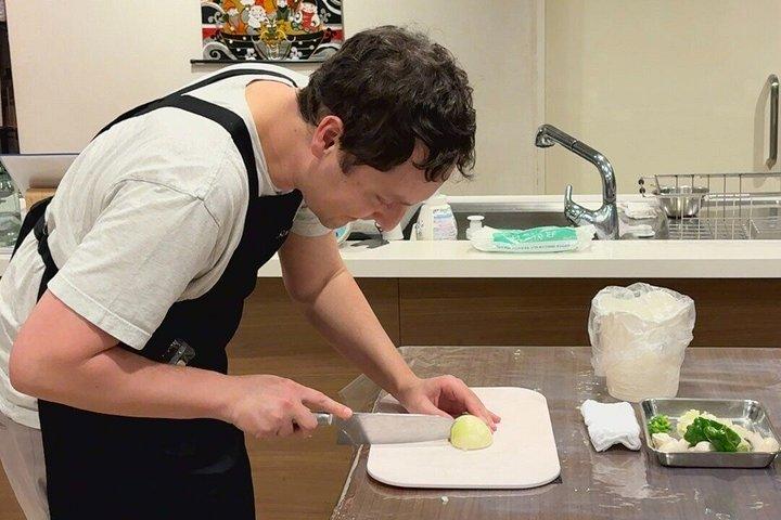 地元市場視察＆チキンオムライス料理教室（東京・恵比寿）