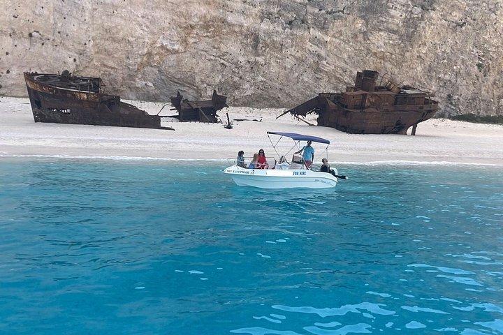 Self Guided Boat Rentals in Alykes Alykanas Zakynthos