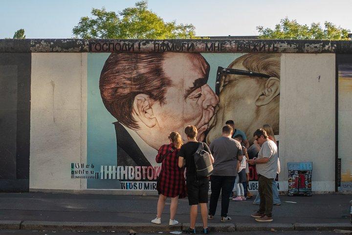 Private Cold War, Espionagem, Muro de Berlim, e a East Side Gallery