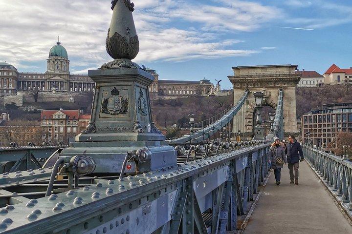 Visite à pied des hauts lieux de la ville de Budapest et des joyaux cachés