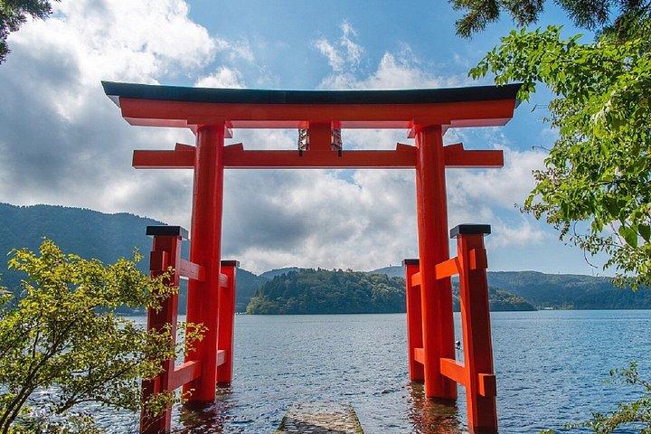 芦ノ湖大涌谷と神社を巡ろう富士山箱根ツアー