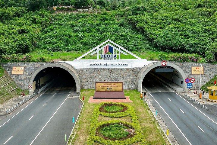 ダナンとホイアン発フエディスカバリーデラックス全日ツアー