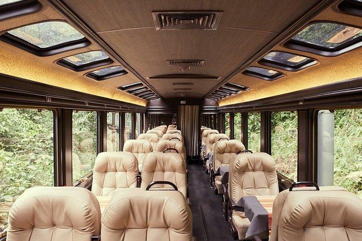クスコ発マチュピチュ終日列車ツアー