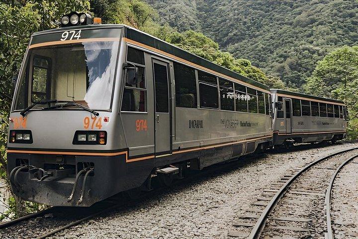 クスコ発マチュピチュ終日列車ツアー