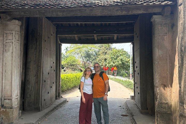 Hanoi : Duong Lam Ancient Village Tour Full Day with Private Car