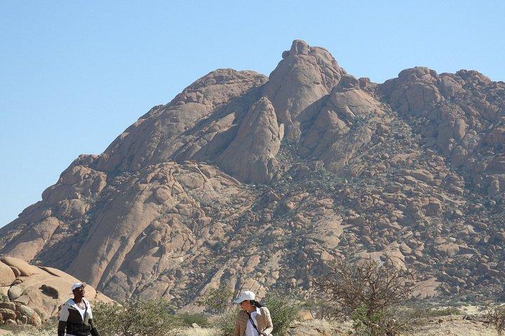 Excursion d'une journée à Spitzkoppe au départ de Swakopmund
