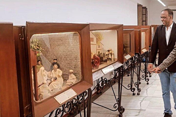 Delhi：ホテルピック＆ガイド付き歴史博物館ツアー