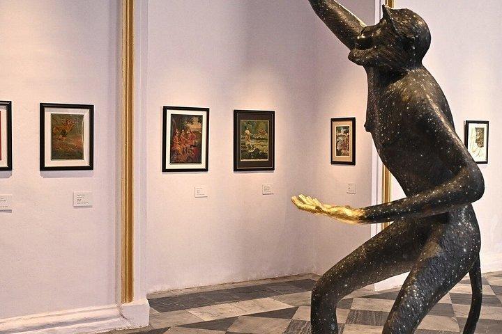 Delhi：ホテルピック＆ガイド付き歴史博物館ツアー