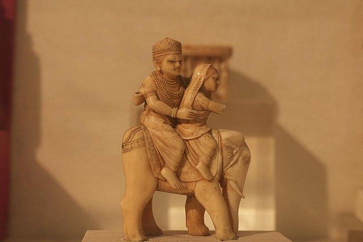 Delhi：ホテルピック＆ガイド付き歴史博物館ツアー