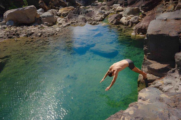 アガディール タガズート:パラダイス バレーとアトラス山脈の水泳旅行