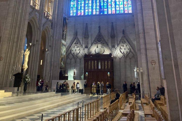 Notre-Dame Paris: Guidad tur med reserverad tillgång