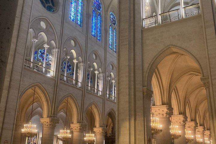 Notre-Dame Paris: Guidad tur med reserverad tillgång