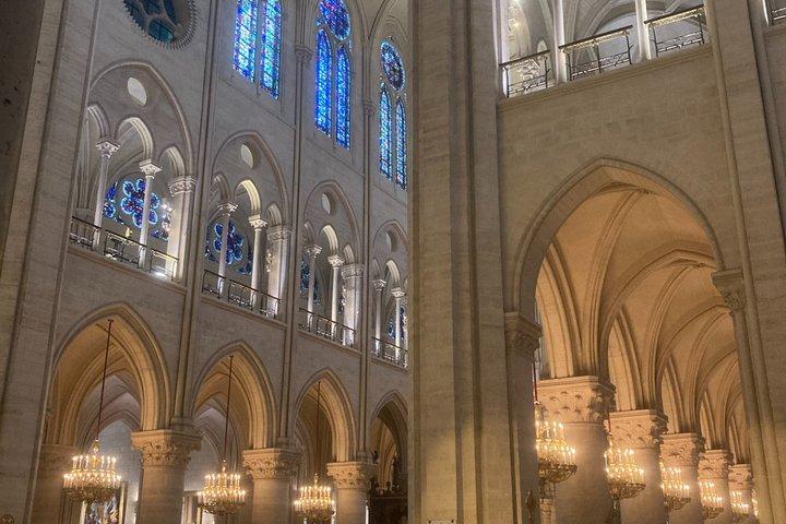 Notre-Dame Paris: Guidad tur med reserverad tillgång