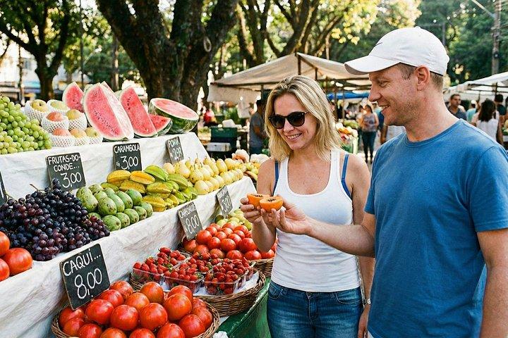 Fruit Tasting in Medellín with Tropical Flavors