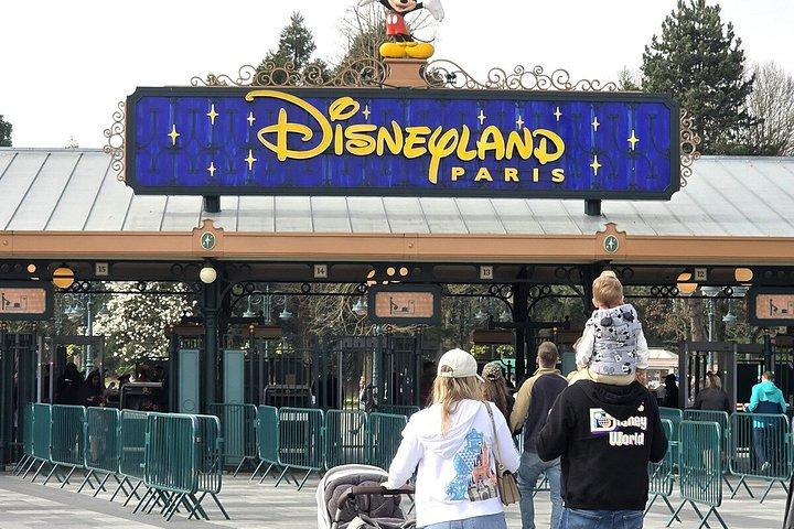 Private Transfer Orly → Disneyland Paris | Electric One-Way