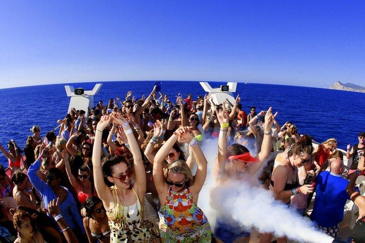 Ibiza Sunset Boat Party com entrada para discoteca