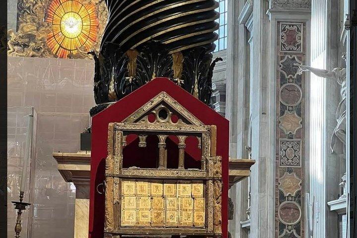 St. Peter's Basilica Reserved Entry with Digital Audio App