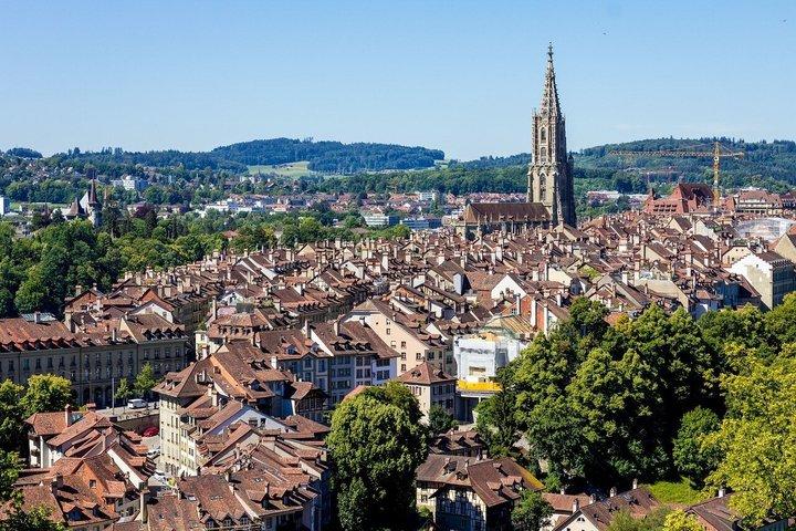 Excursion privée d'une journée de Zurich aux Alpes suisses Lacs et Berne