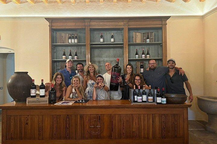 SMALL-GROUP Wine Safaris : フィレンツェ発トスカーナワイン試飲ツアー