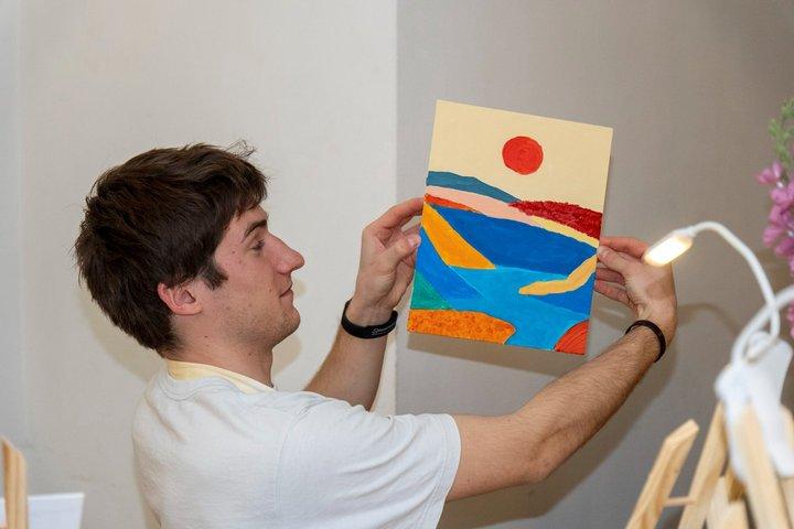 Painting&Wine Workshop - Creative Painting Experience in Paris