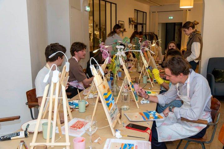 Painting&Wine Workshop - Creative Painting Experience in Paris