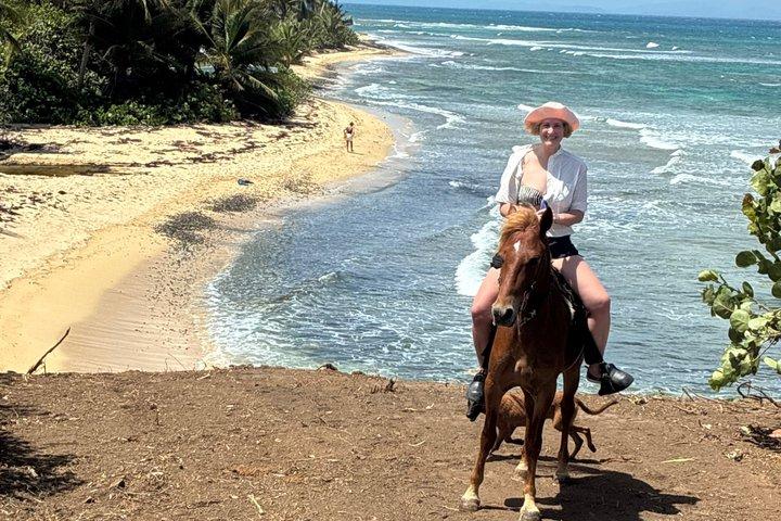 Reiten am Strand von Vieques