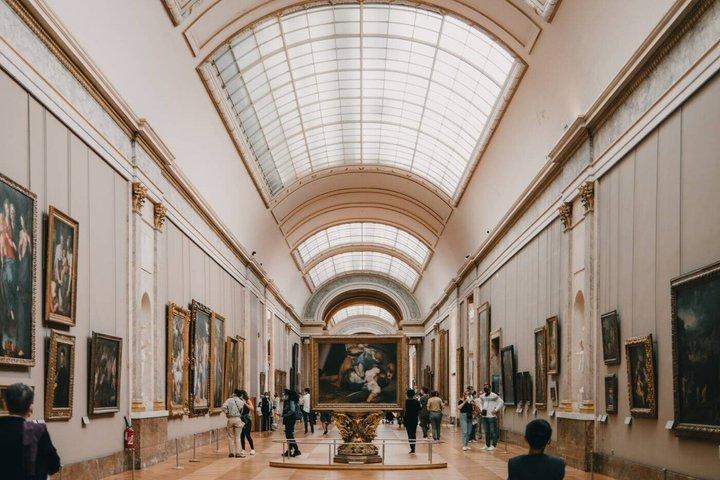 Visite privée du Louvre Tuileries Orsay et Seine