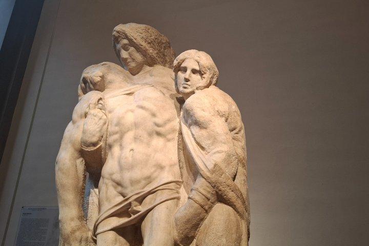 Accademia Gallery: Discover David with the Official Audio Guide