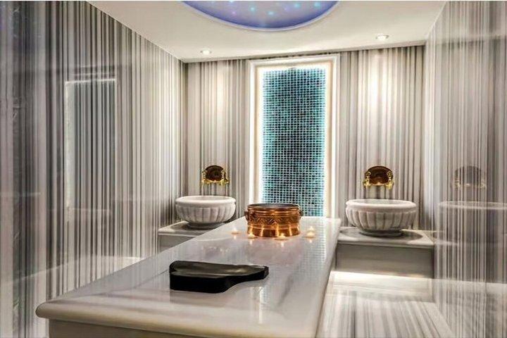 Estambul : Baño turco, sauna, masajes y piscina