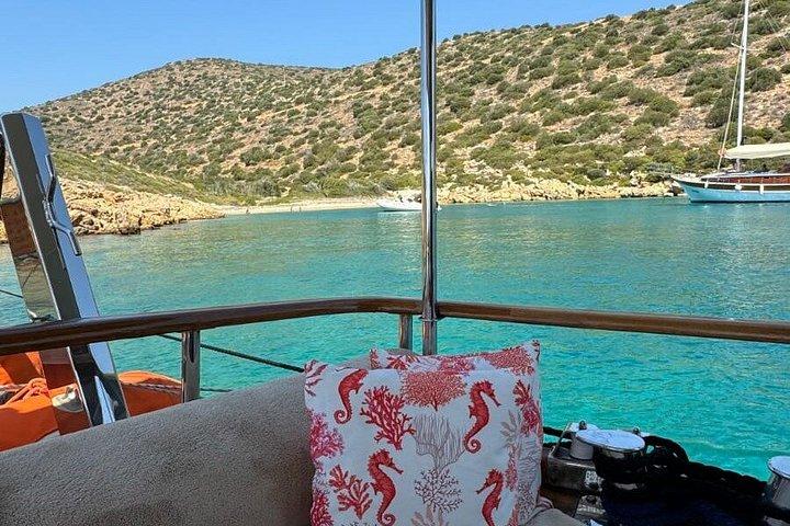 Private Bodrum Gulet Cruise with All Inclusive Lunch