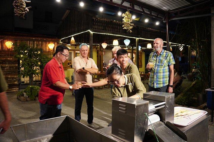 鮮やかな蒸留所ツアーブティックラム＆カクテルクラスホイアン